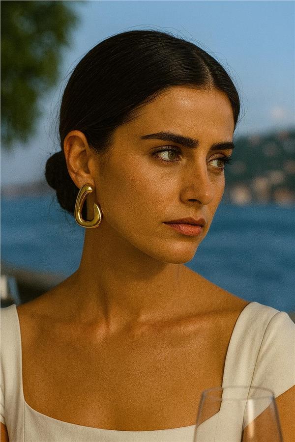 Jolie Gold Renk Küpe